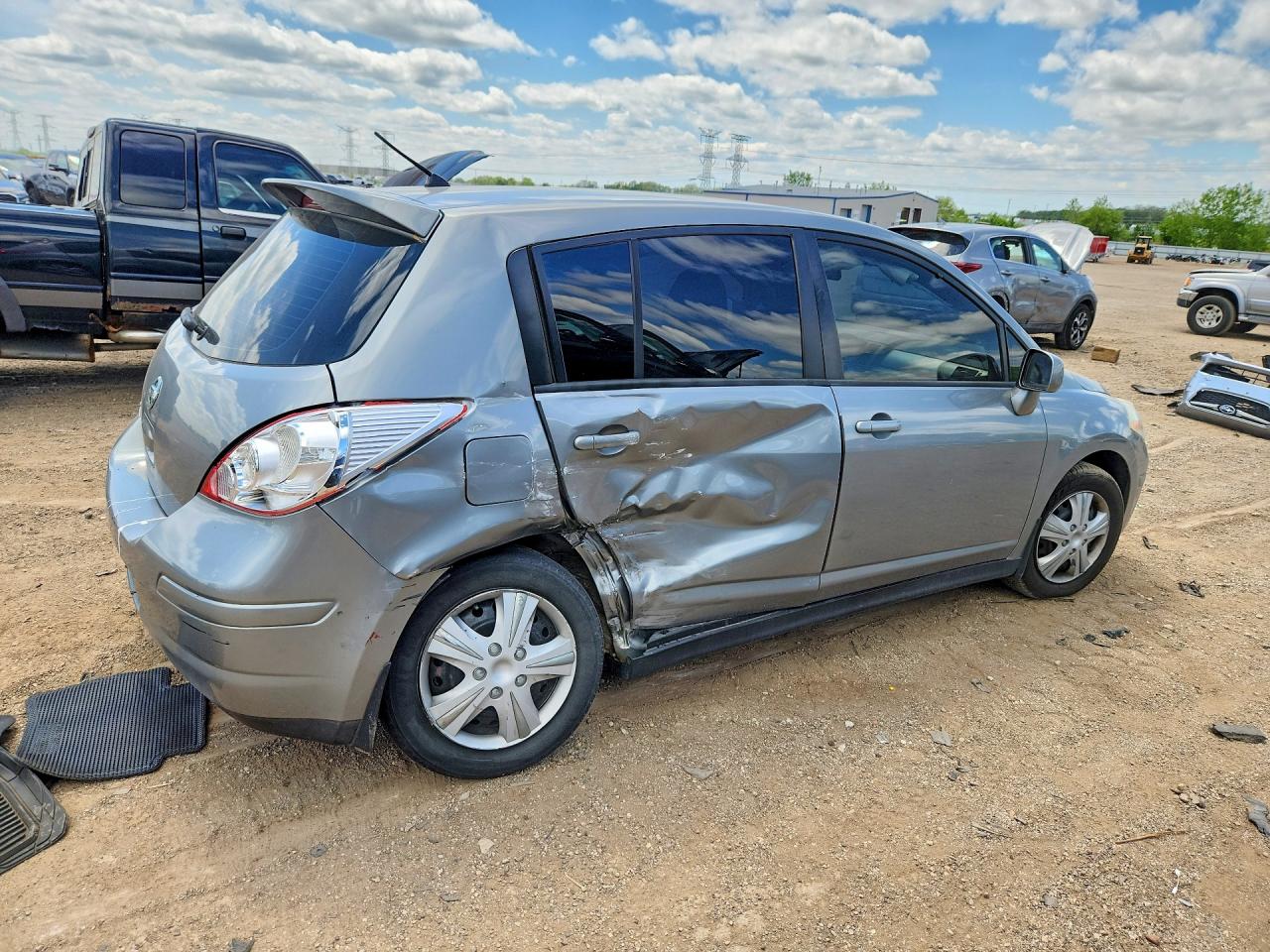 Nissan Versa 1.8 S