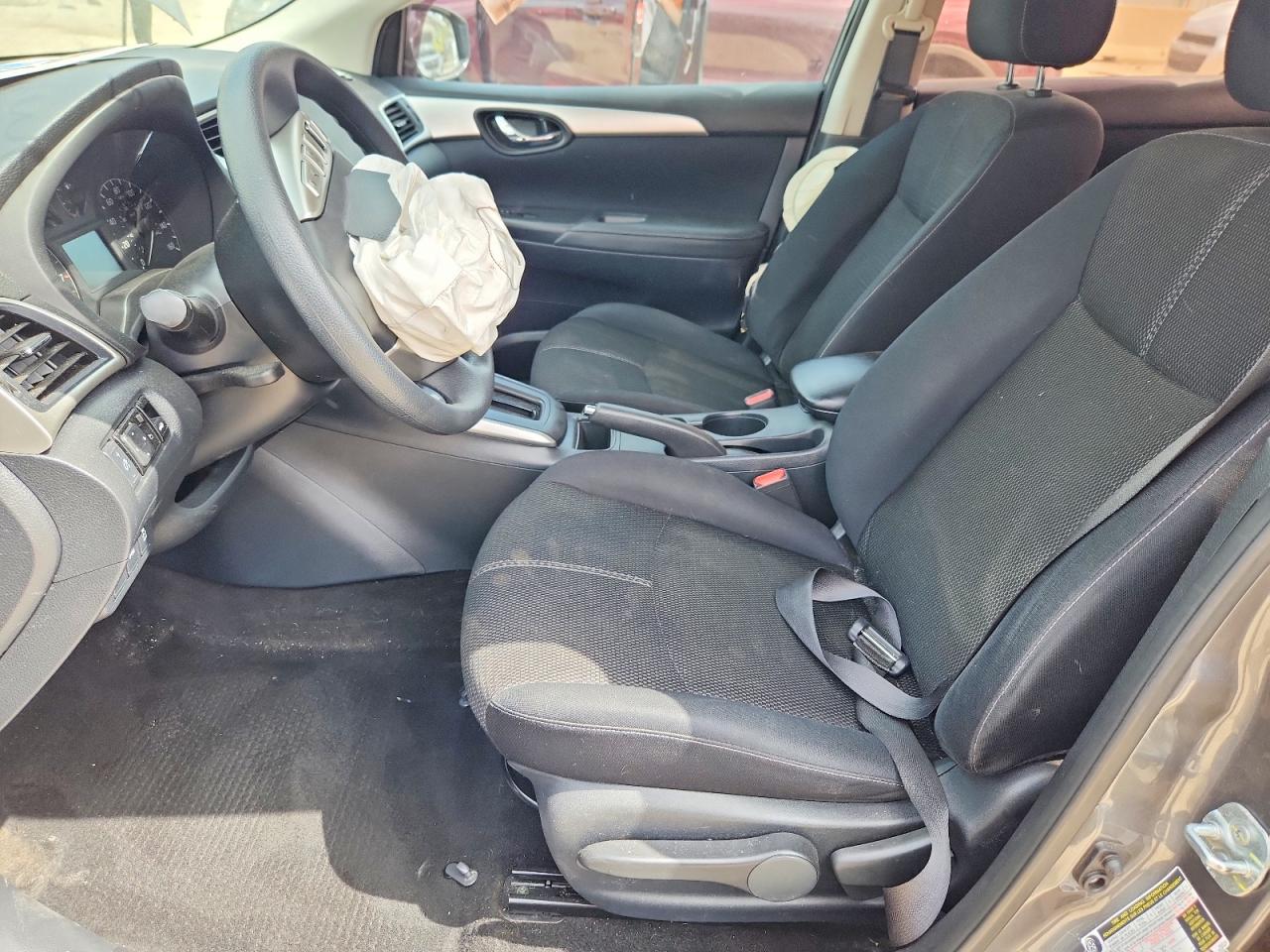 Nissan Sentra S