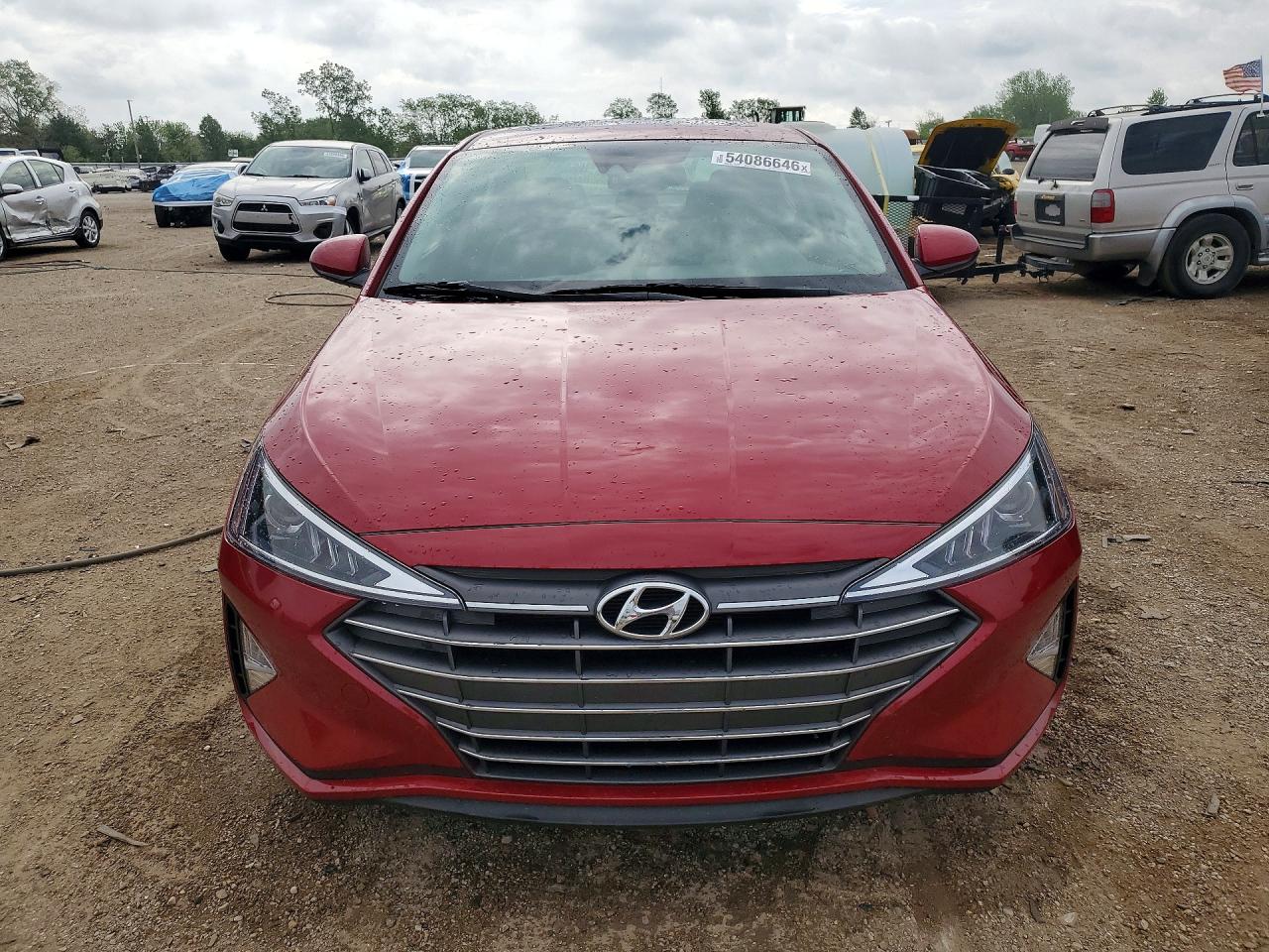 Hyundai ELANTRA Value Edition