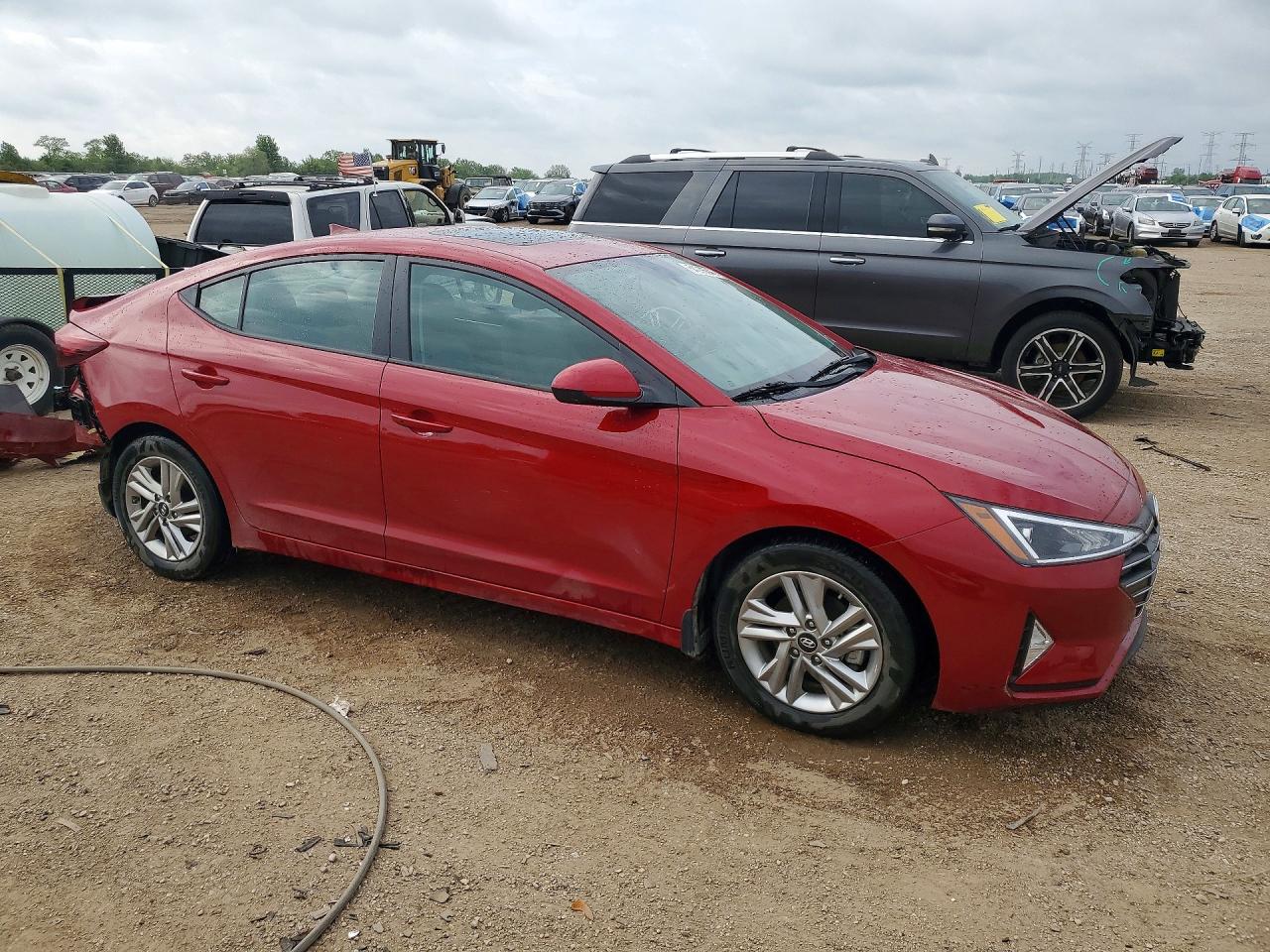 Hyundai ELANTRA Value Edition