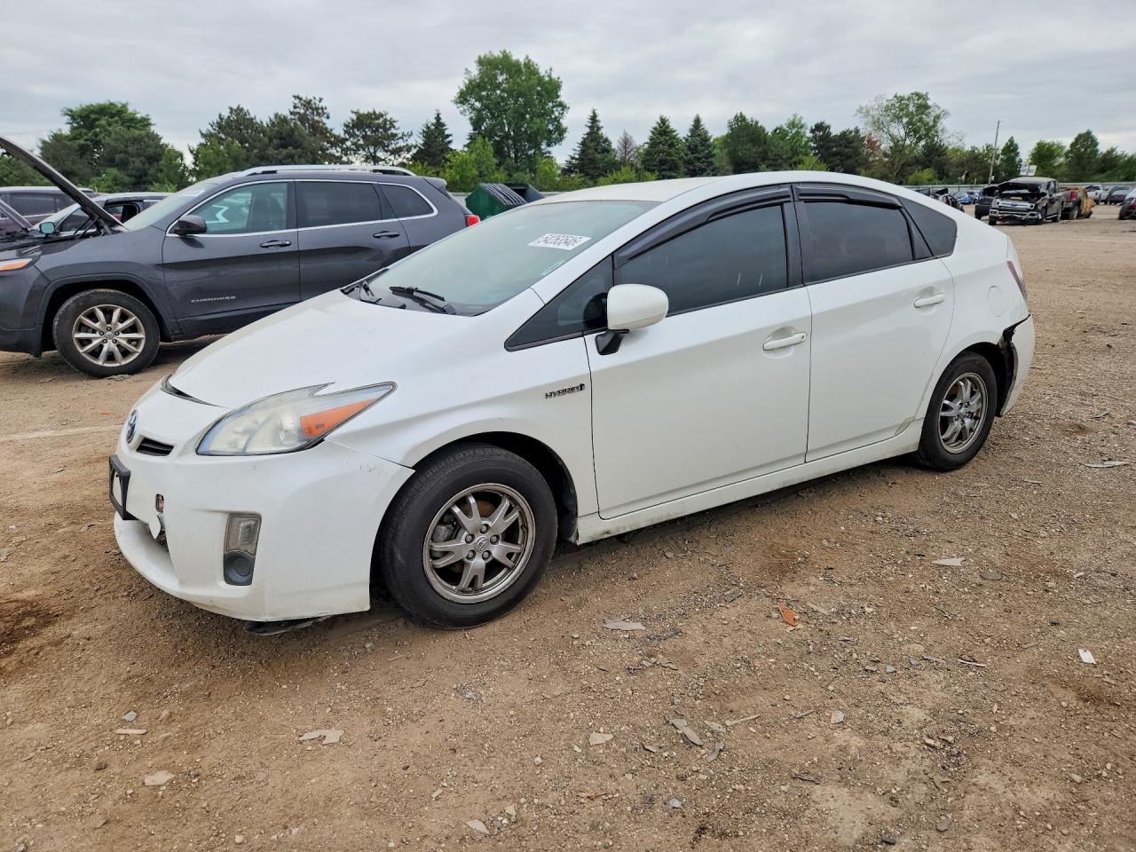Salvage Toyota Prius Image