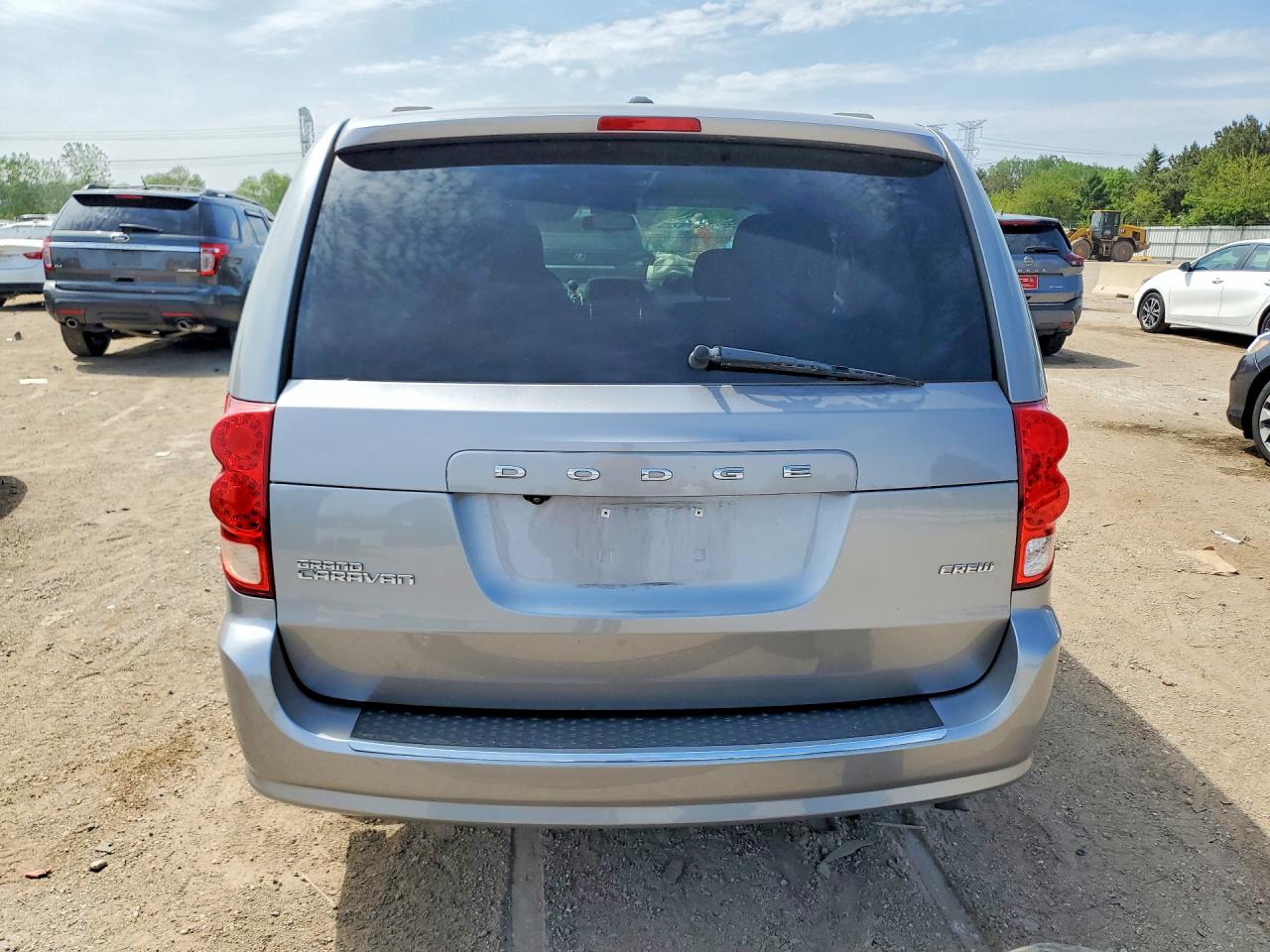 Dodge Caravan Crew