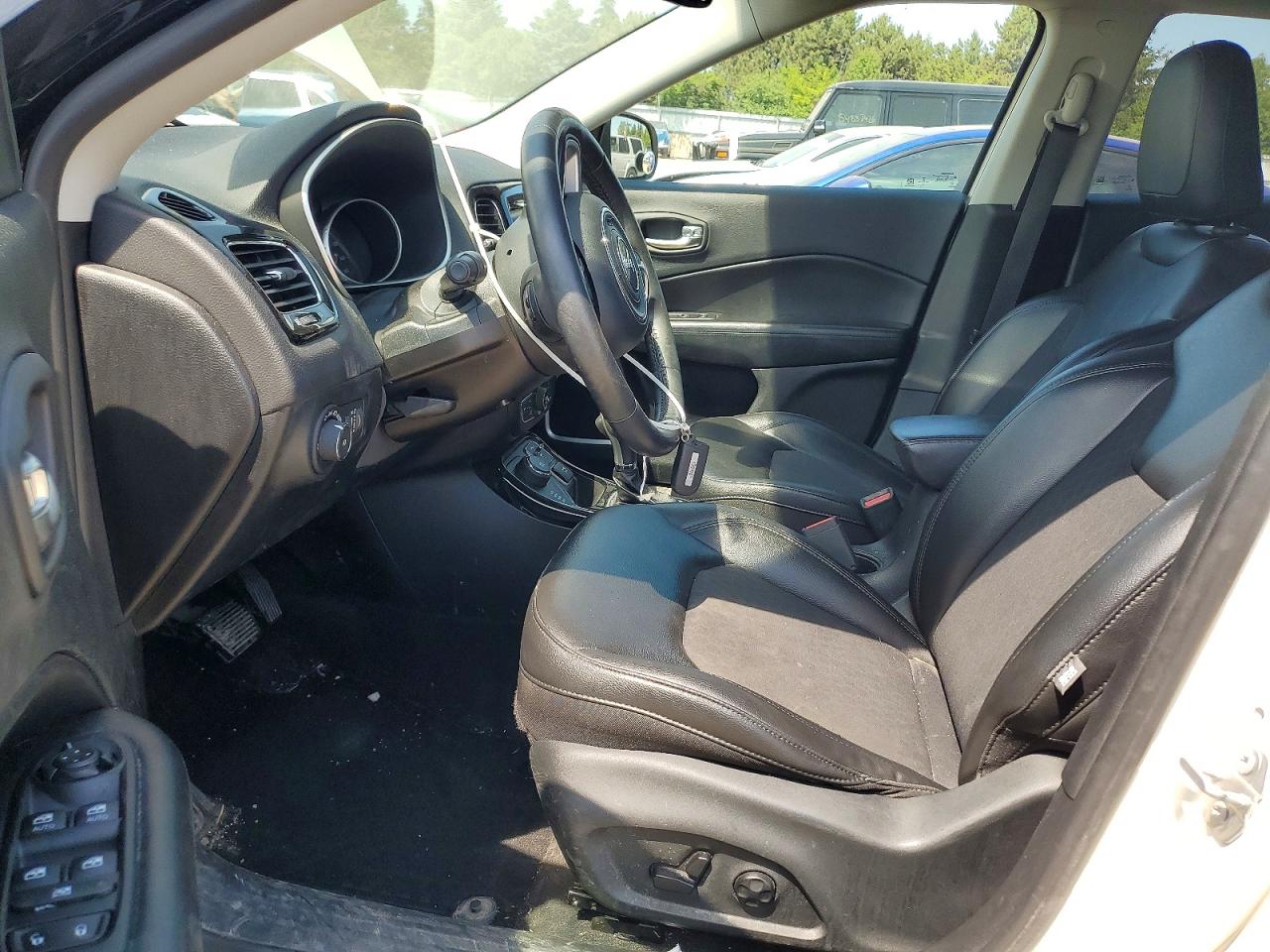 Jeep Compass Latitude