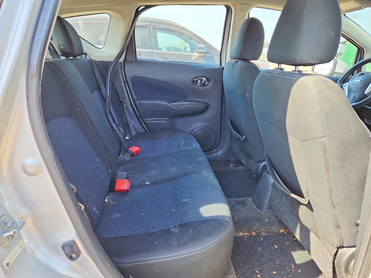 Nissan Versa Sv