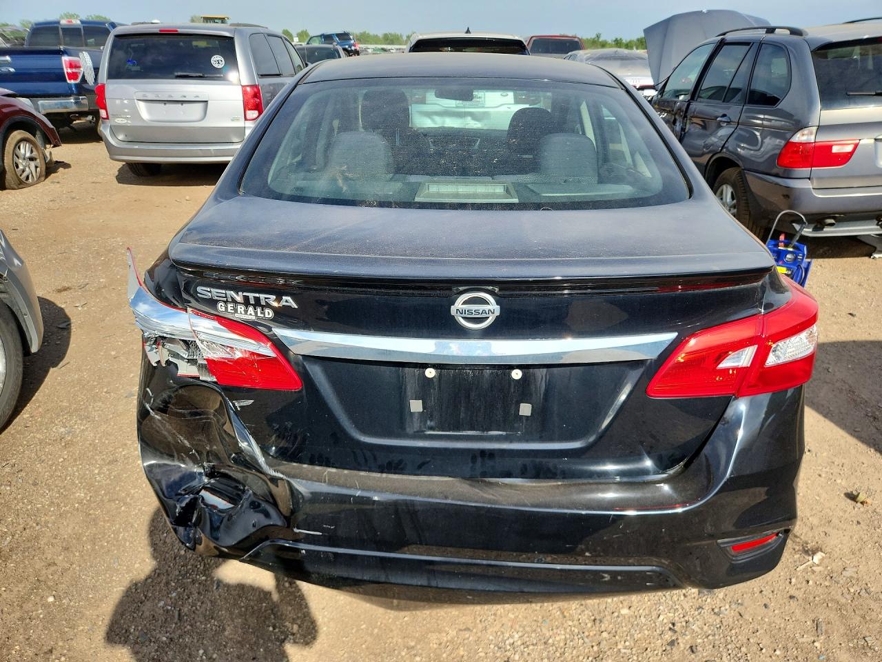 Nissan Sentra S