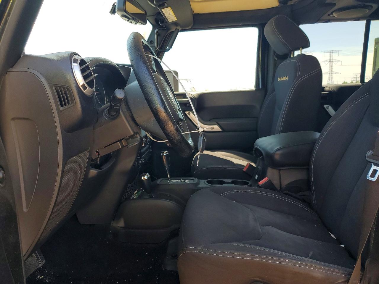 Jeep Wrangler Sahara