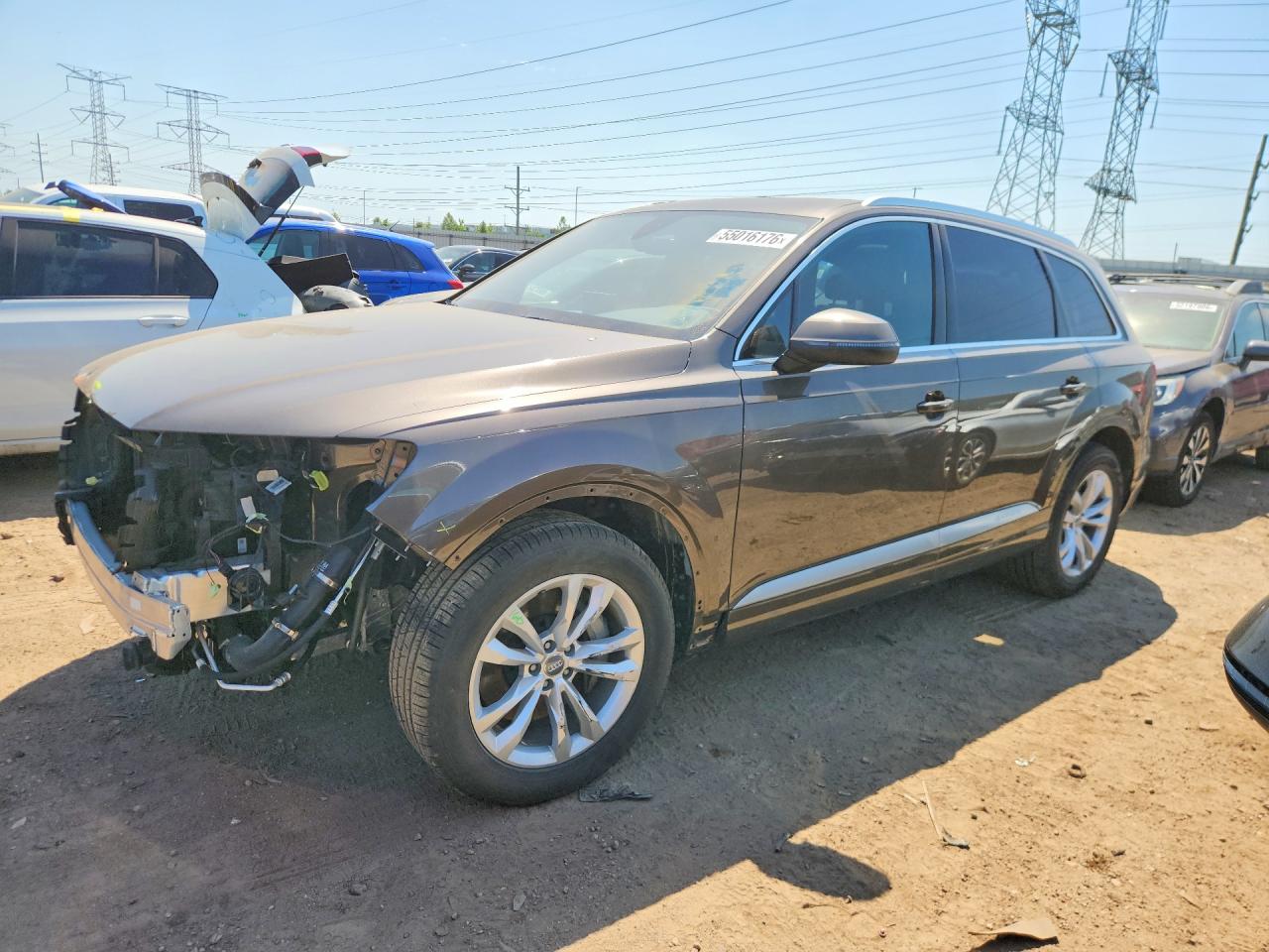 Salvage Audi Q7 Image
