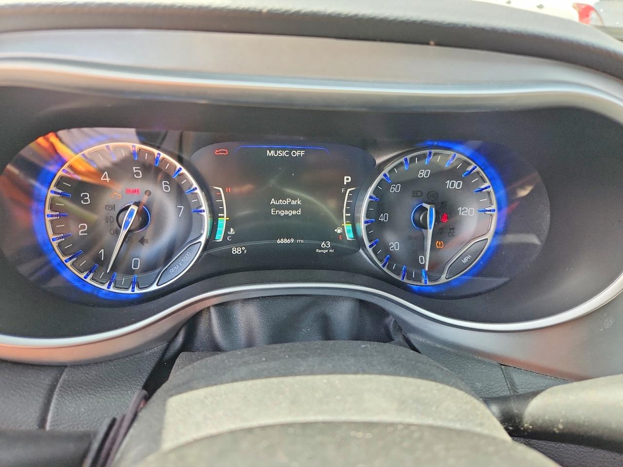 Chrysler Pacifica Touring L Plus