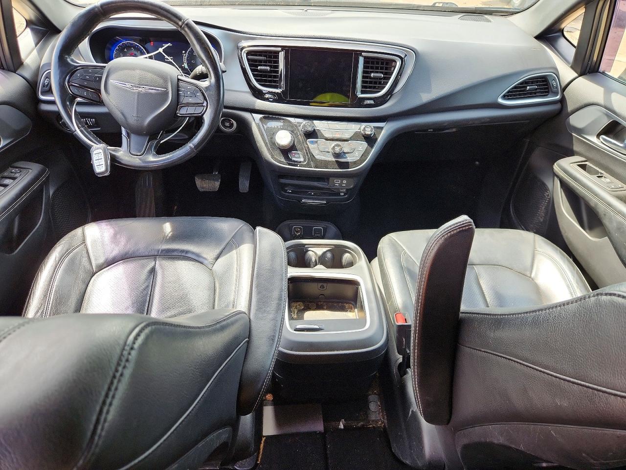 Chrysler Pacifica Touring L Plus