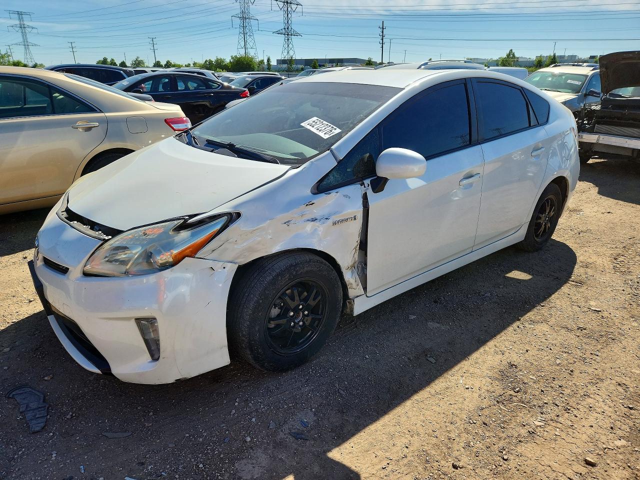 Salvage Toyota Prius Image