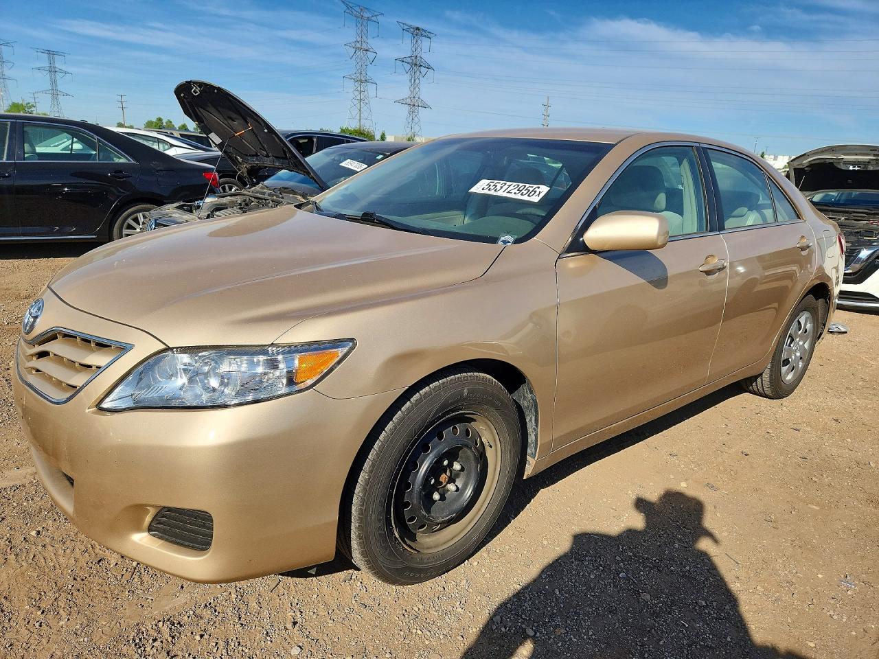 Salvage Toyota Camry Image
