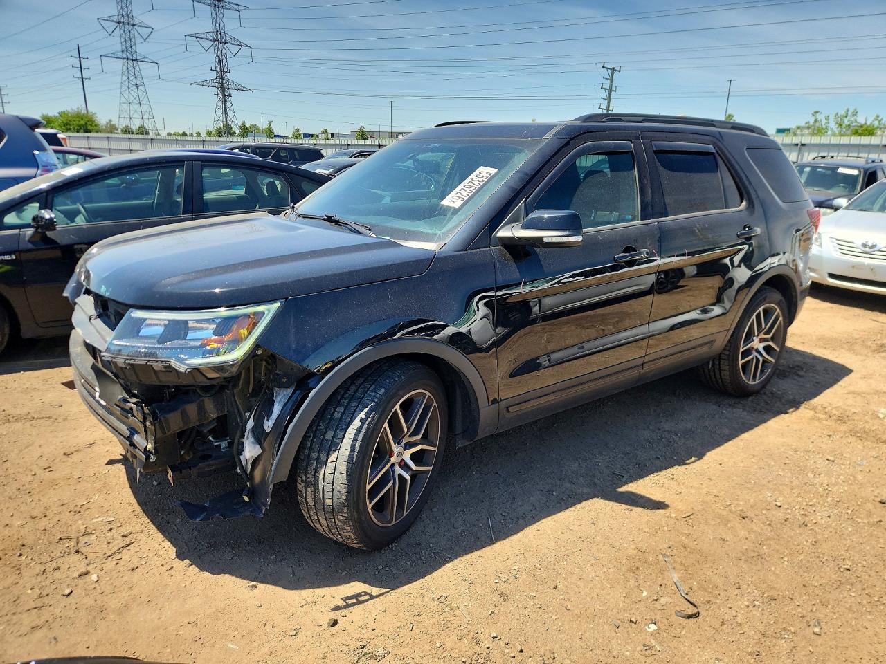 Salvage Ford Explorer Image