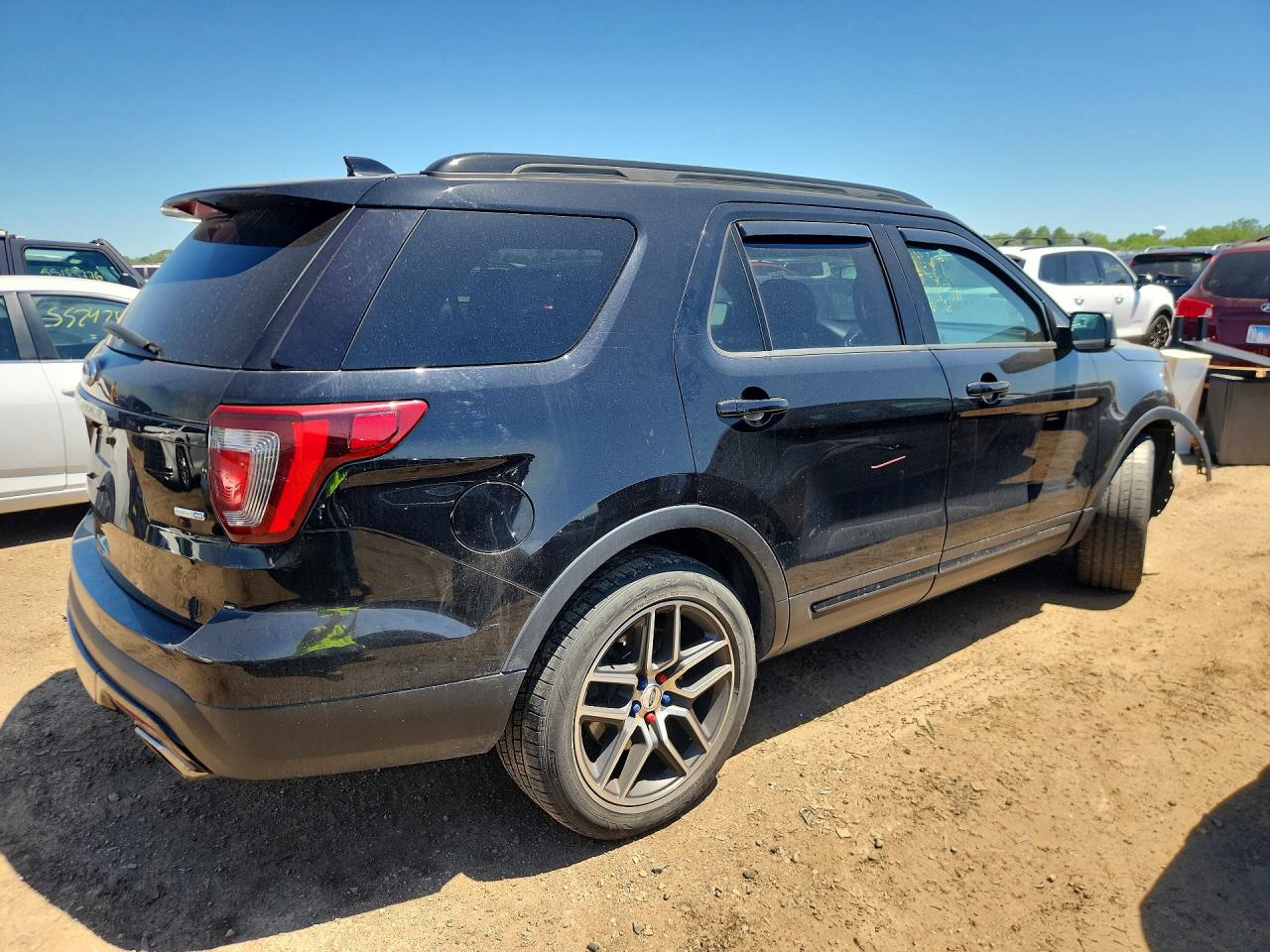 Ford Explorer Sport