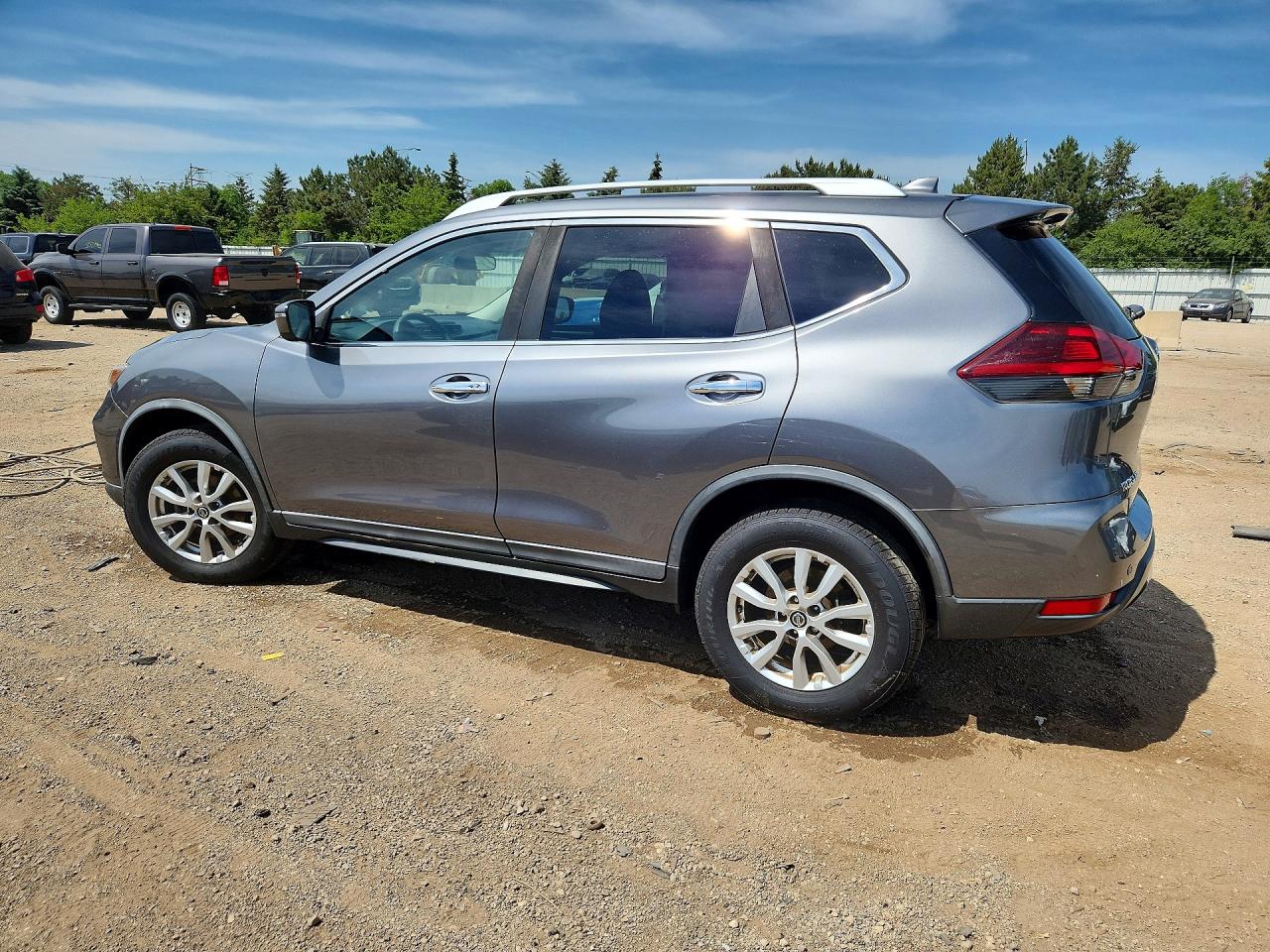 Nissan Rogue Sv
