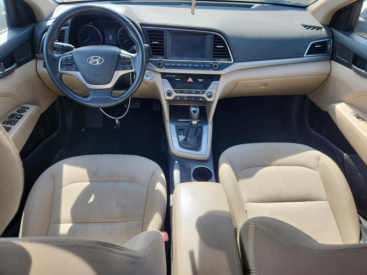 Hyundai ELANTRA Value Edition