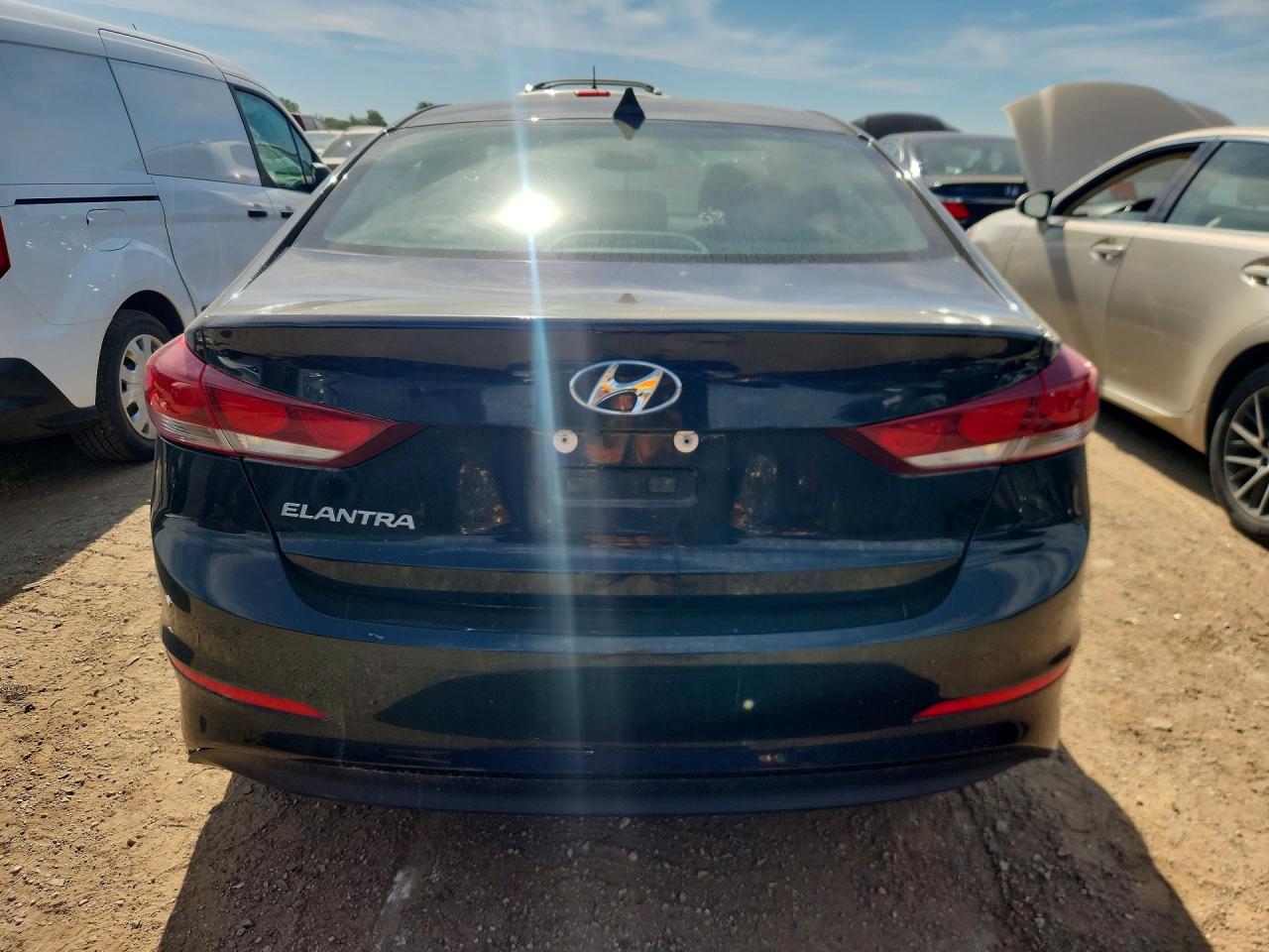 Hyundai ELANTRA Value Edition