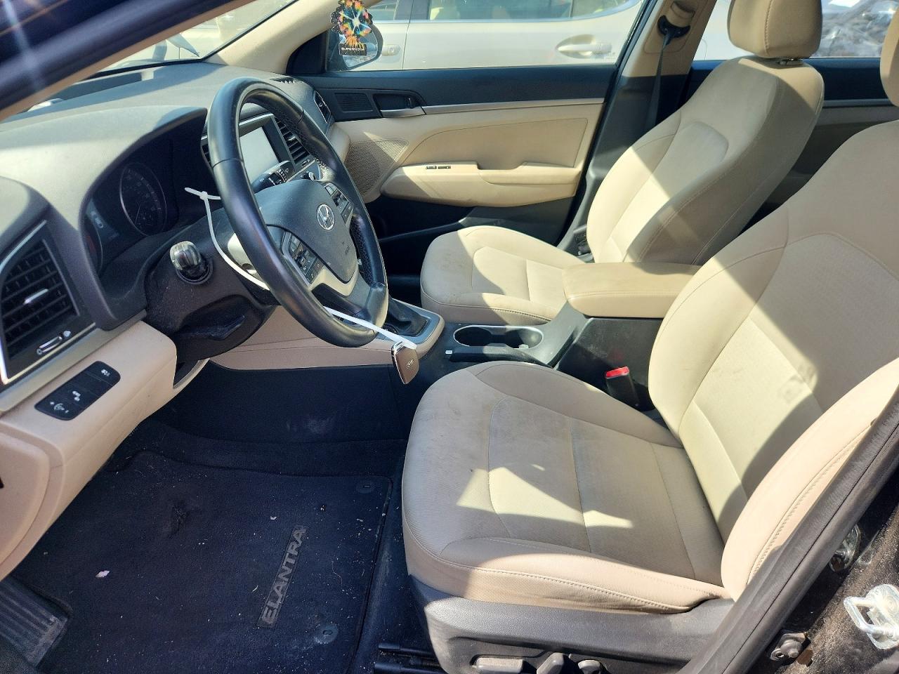 Hyundai ELANTRA Value Edition