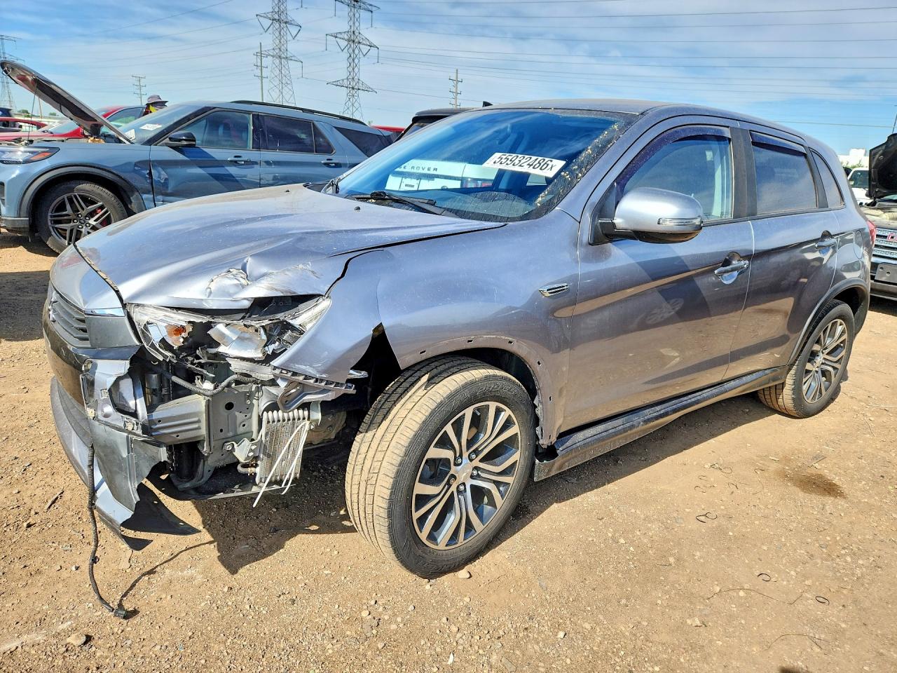 Salvage Mitsubishi Outlander Image