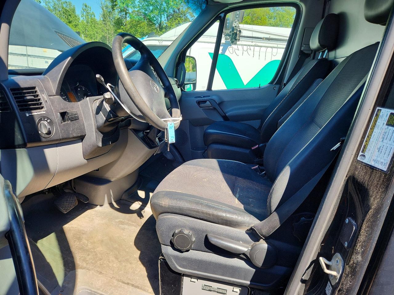 Mercedes-Benz Sprinter 2500