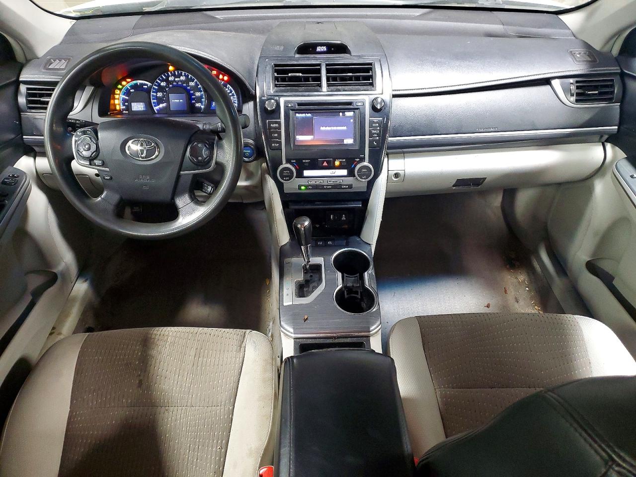 Toyota Camry Le