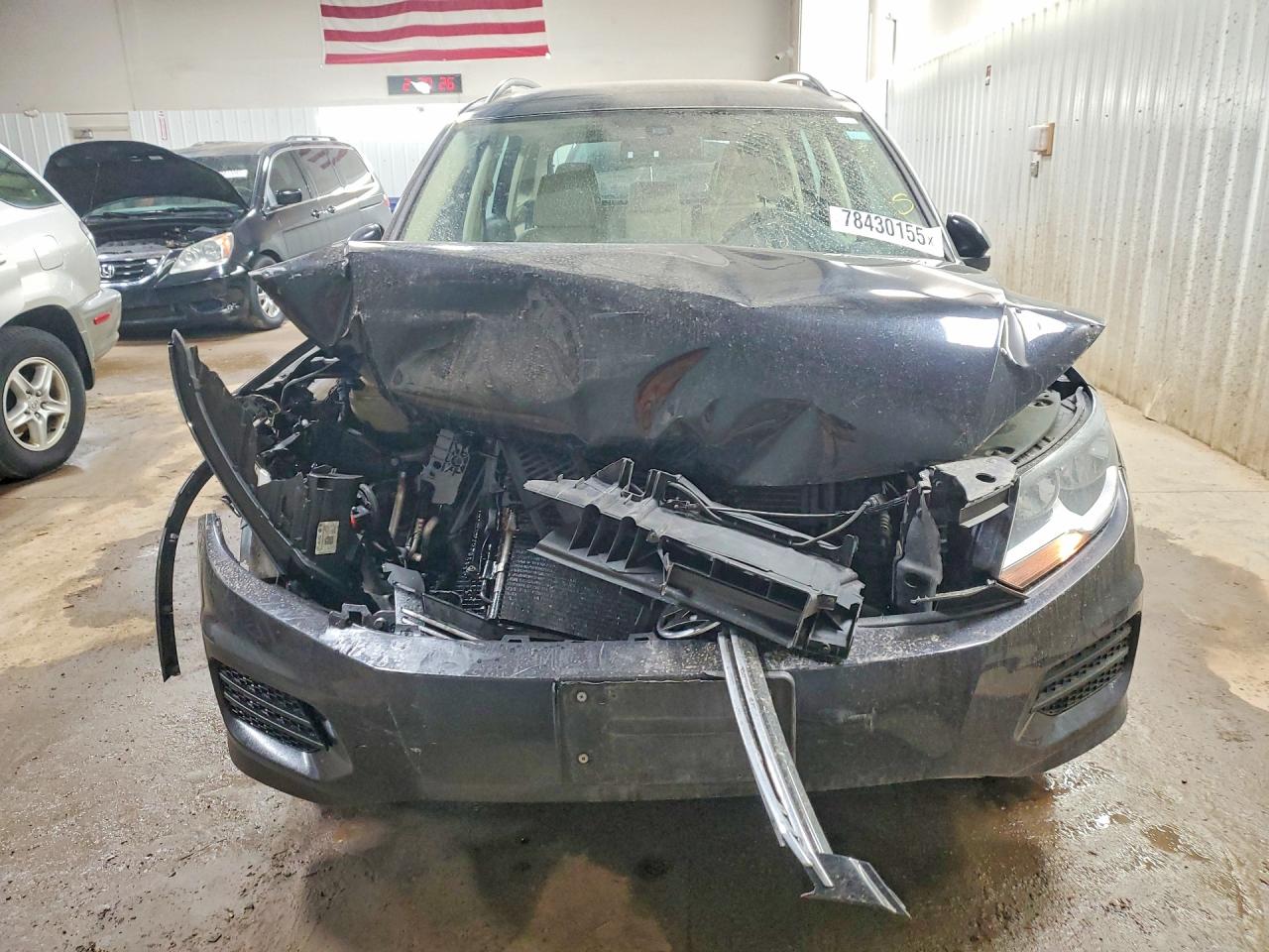 Volkswagen Tiguan S