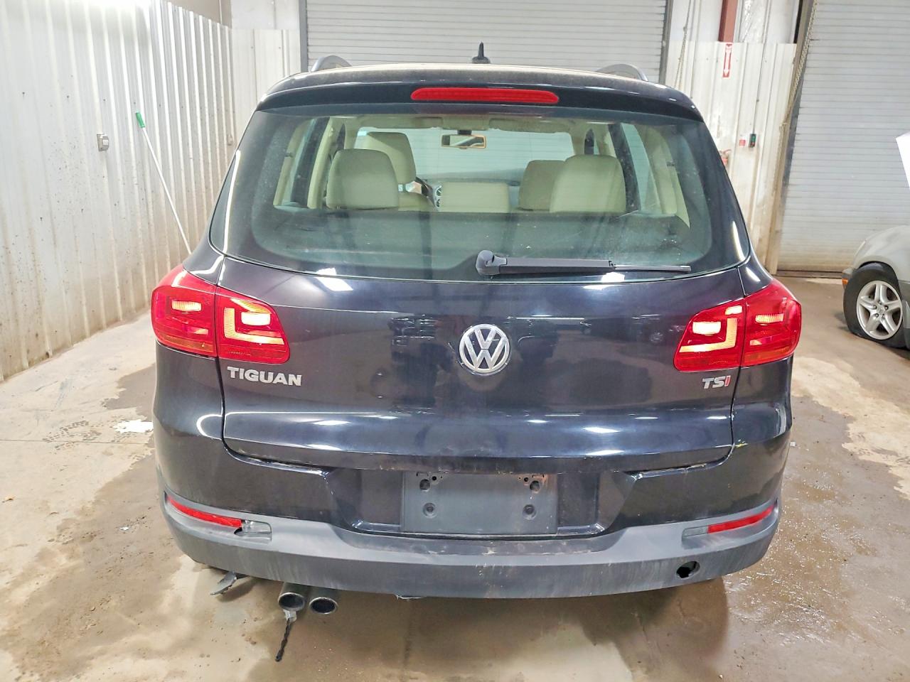 Volkswagen Tiguan S