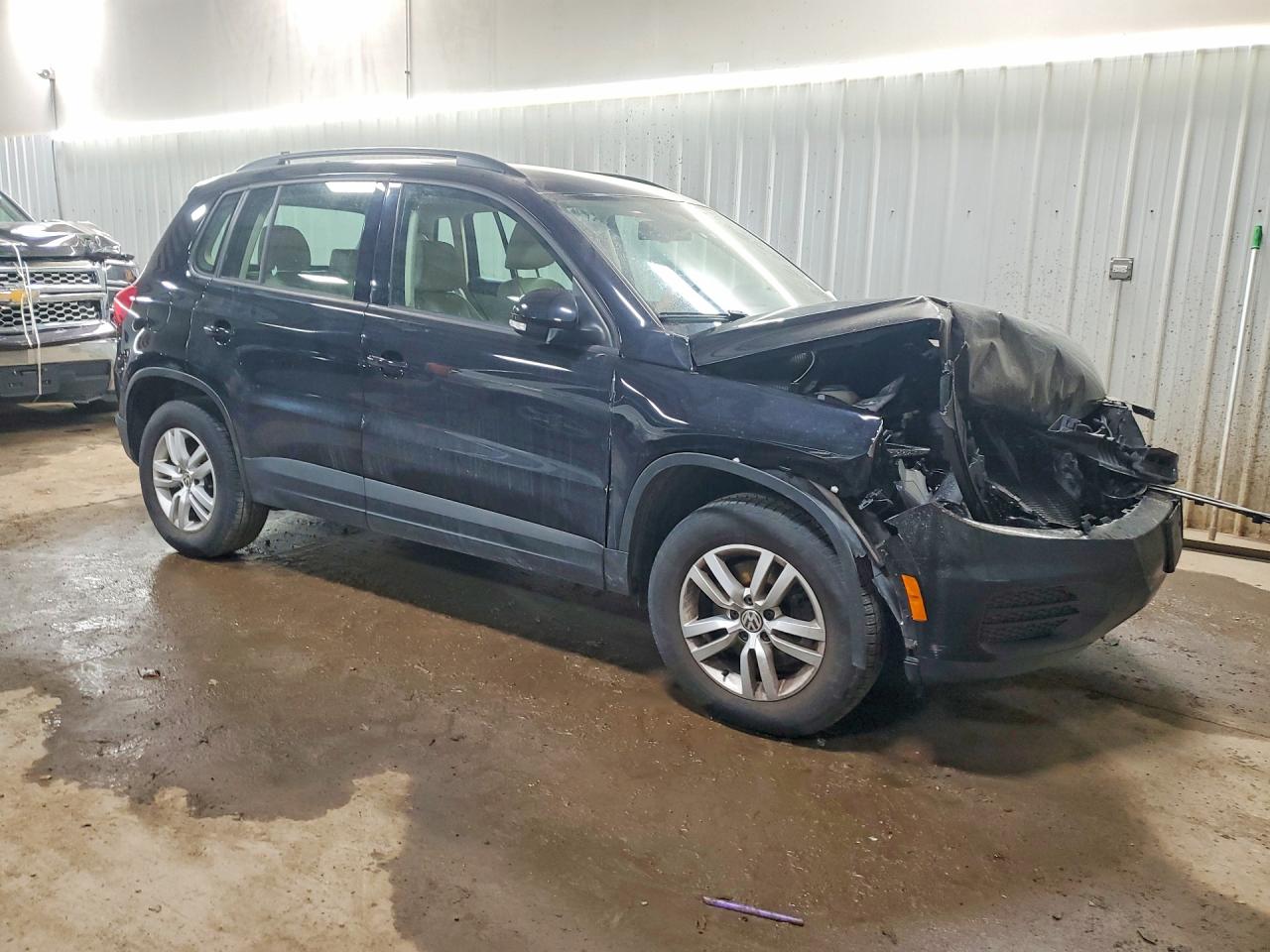 Volkswagen Tiguan S