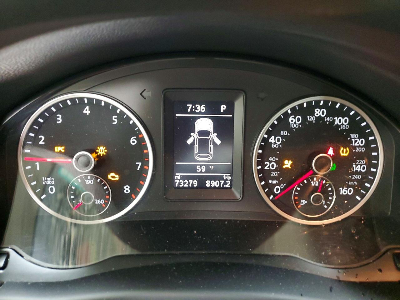 Volkswagen Tiguan S