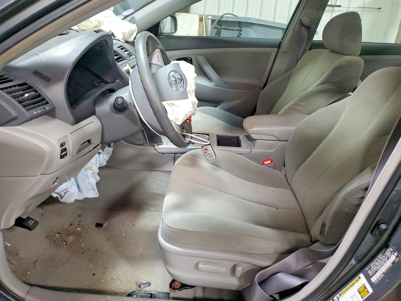 Toyota Camry Base