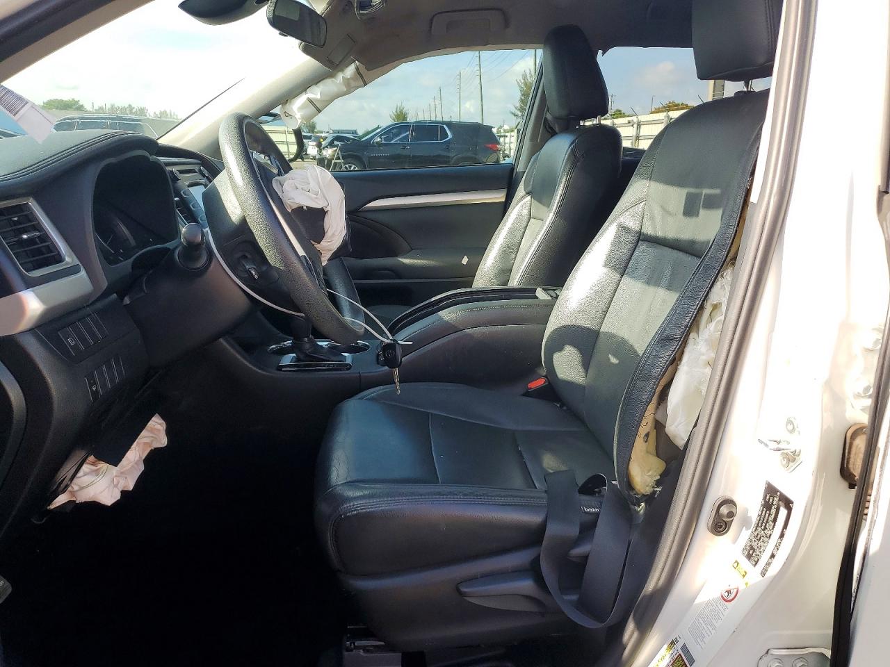 Toyota Highlander Le