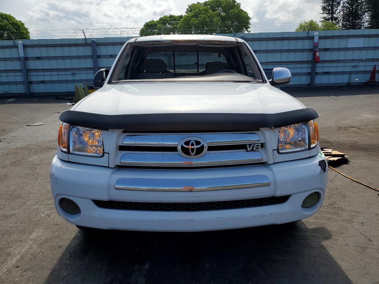 Toyota Tundra Access Cab Sr5