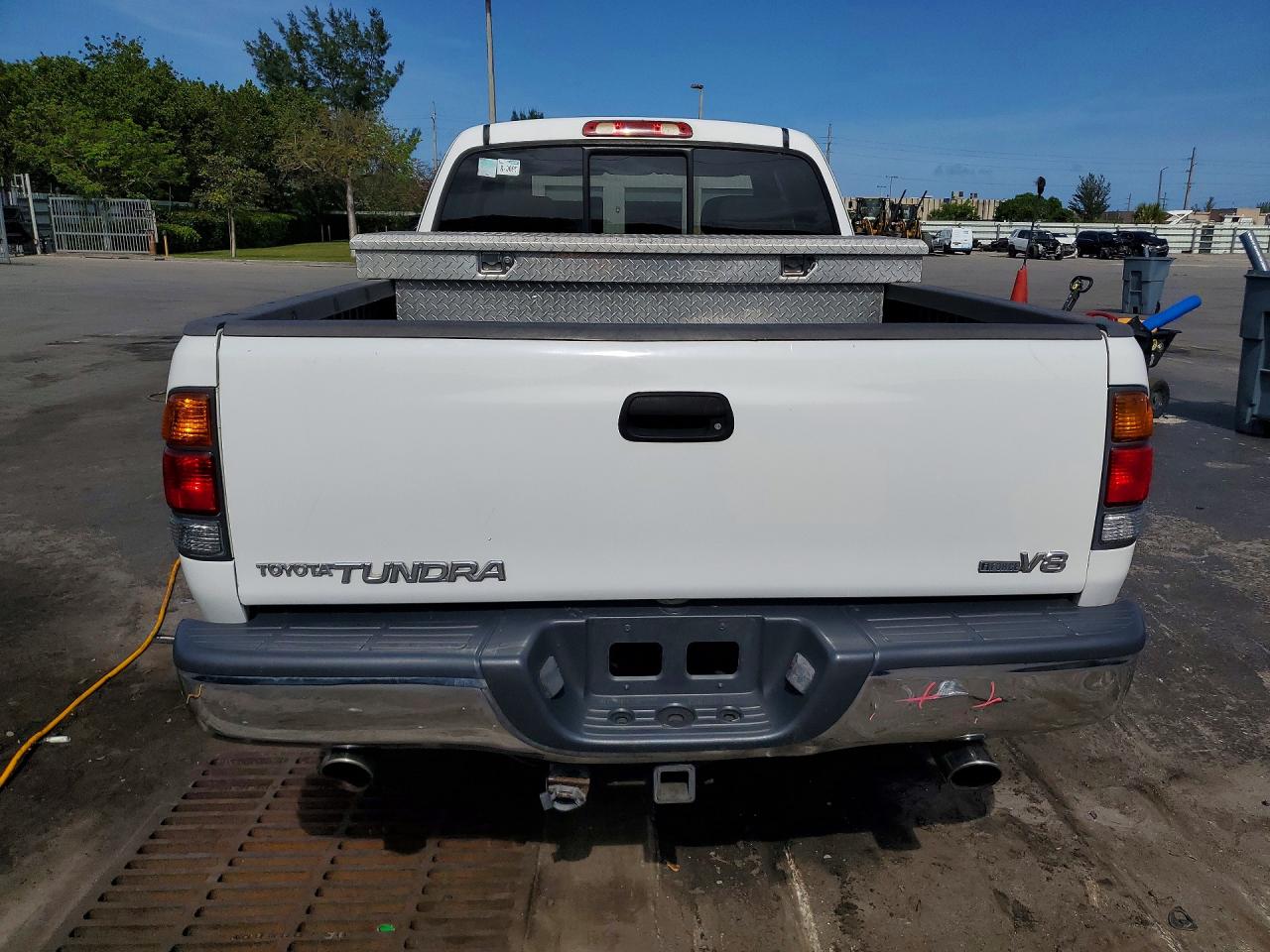Toyota Tundra Access Cab Sr5