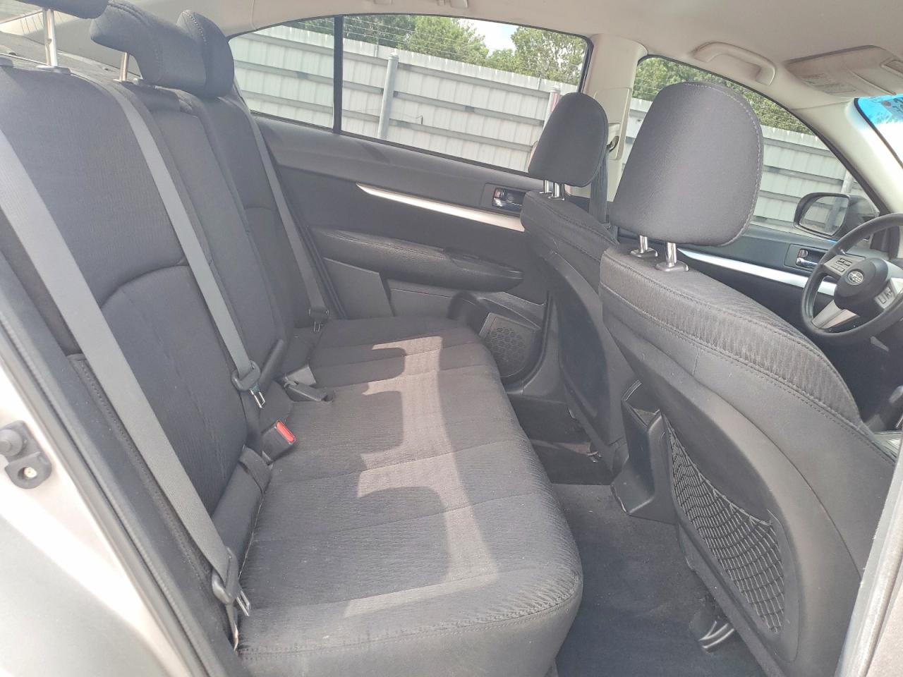 Subaru Legacy 2.5i