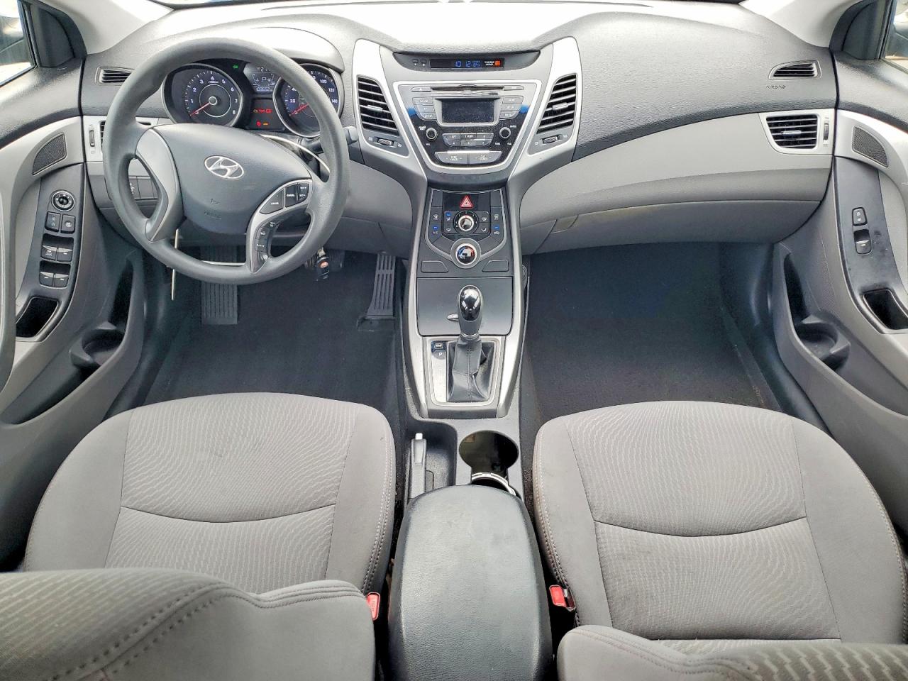 Hyundai ELANTRA Se