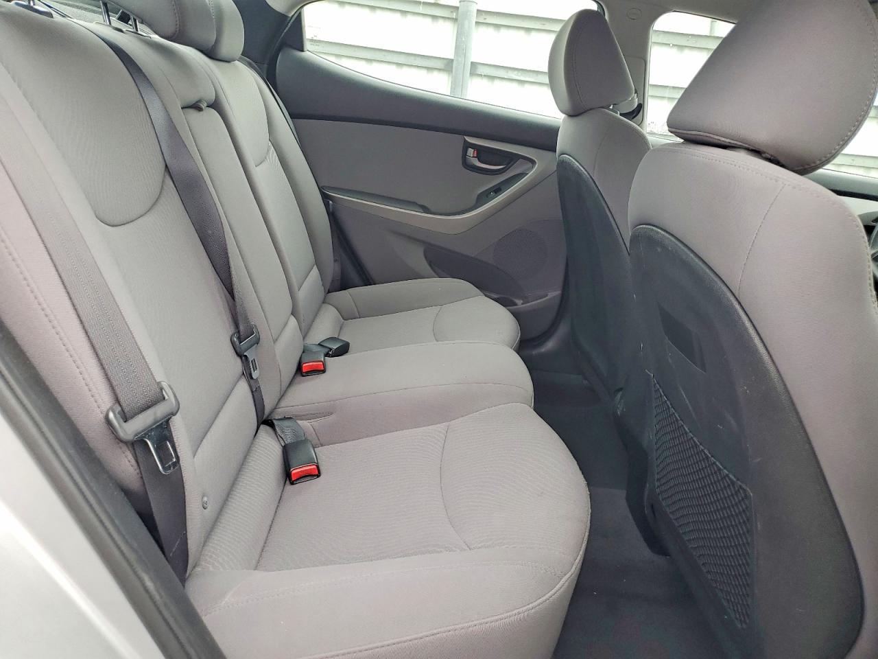 Hyundai ELANTRA Se