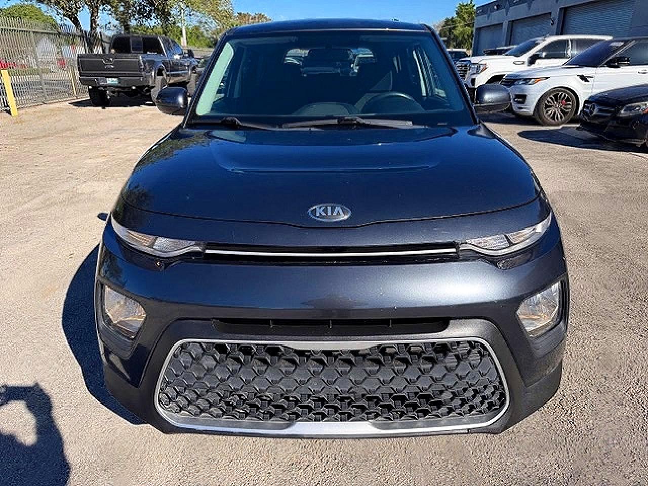 Kia Soul Lx