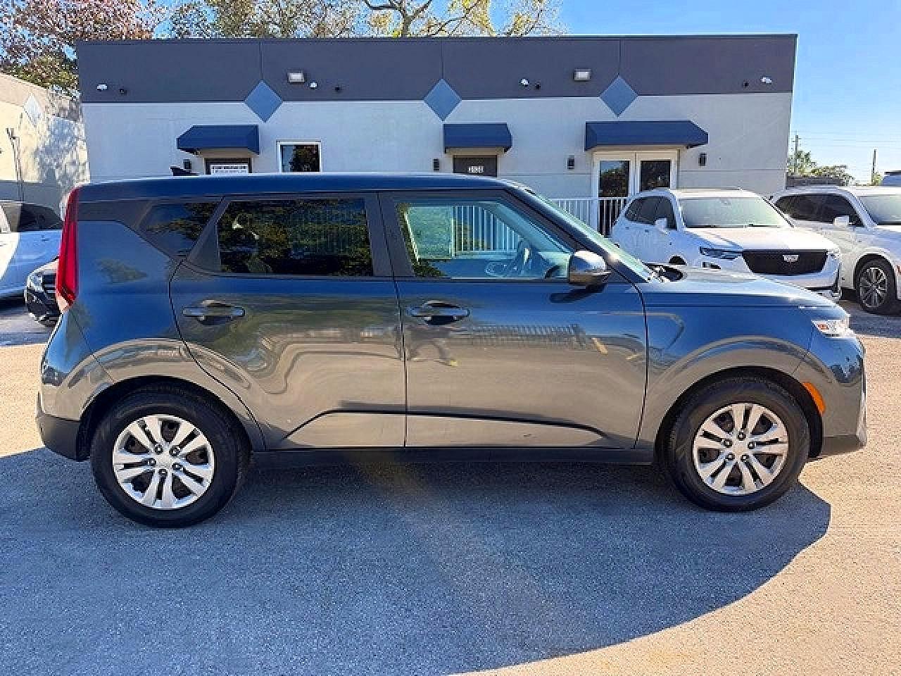 Kia Soul Lx