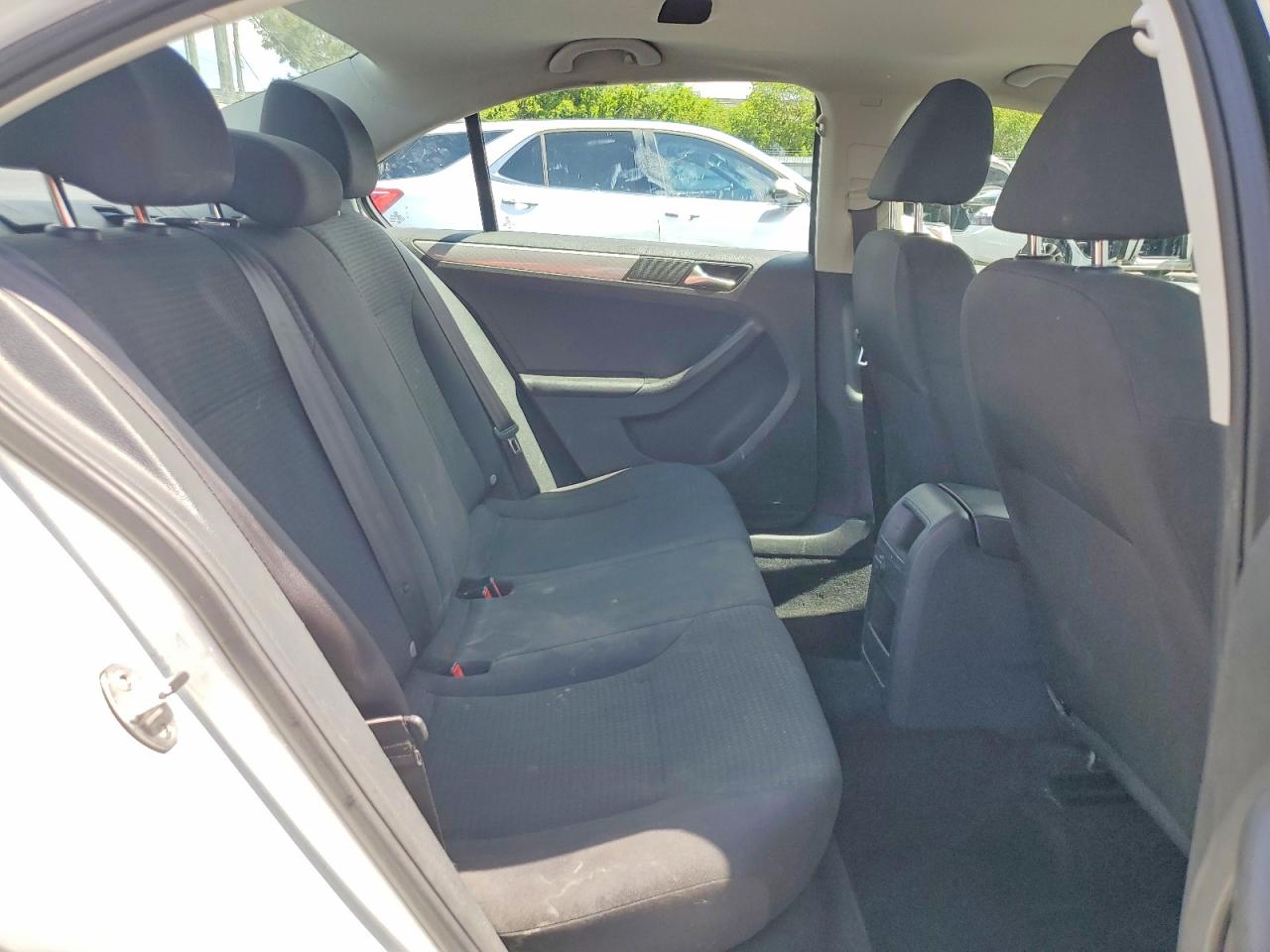 Volkswagen Jetta Se