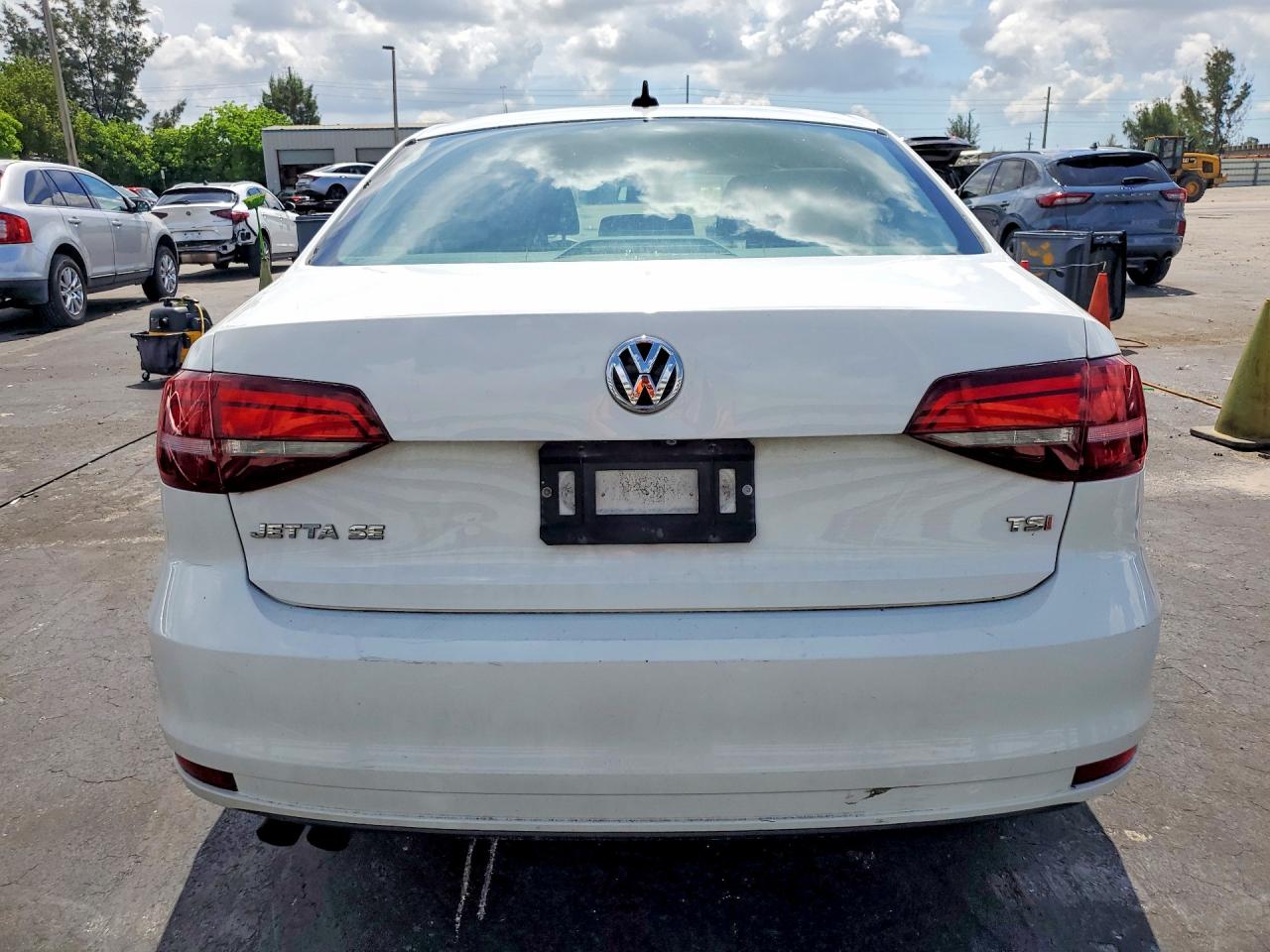 Volkswagen Jetta Se