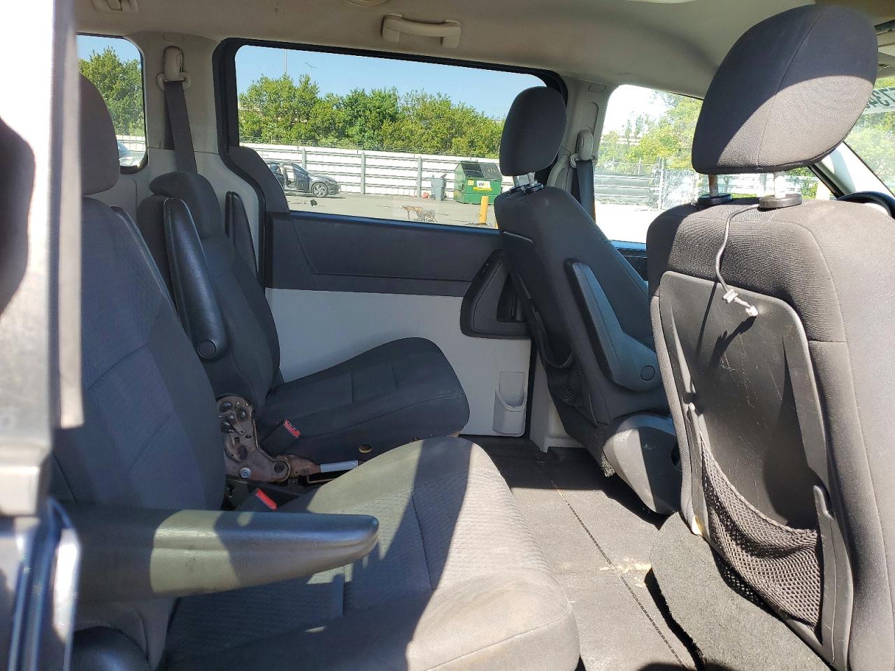 Dodge Caravan Sxt