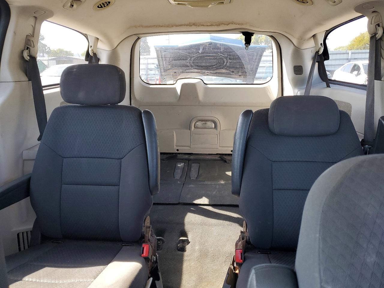 Dodge Caravan Sxt