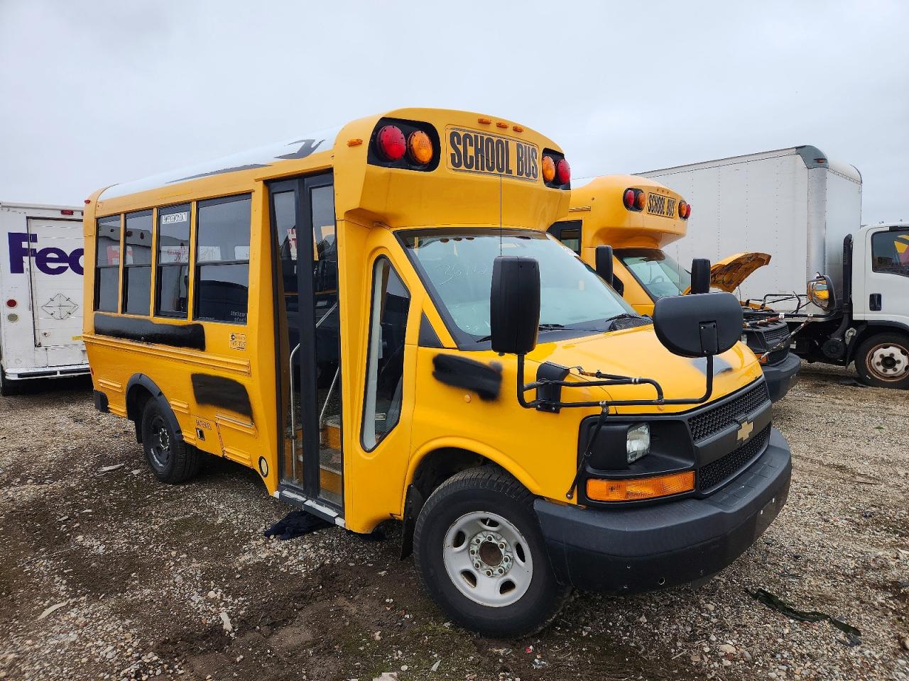 Salvage Chevrolet Express Image