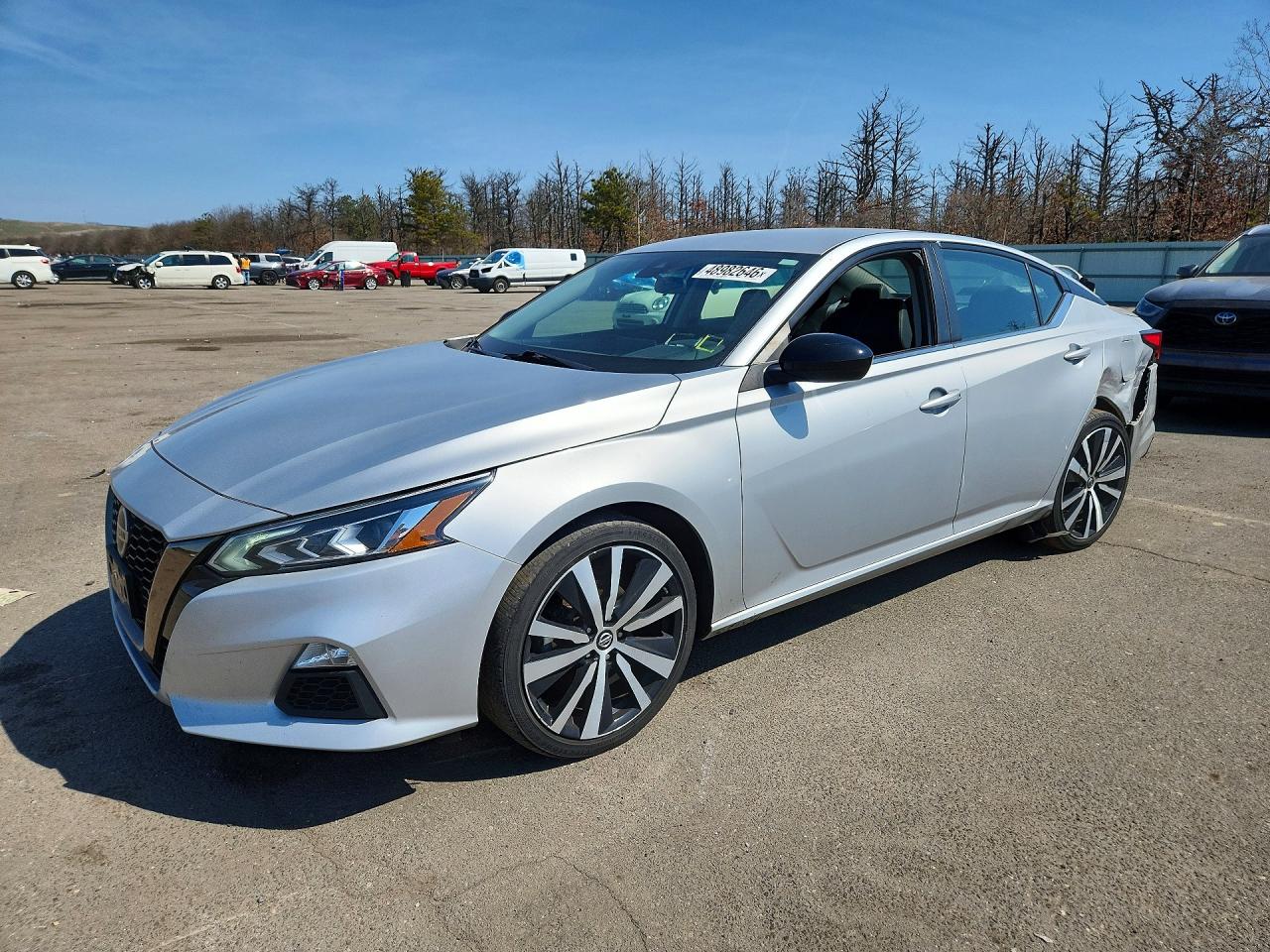 Salvage Nissan Altima Image