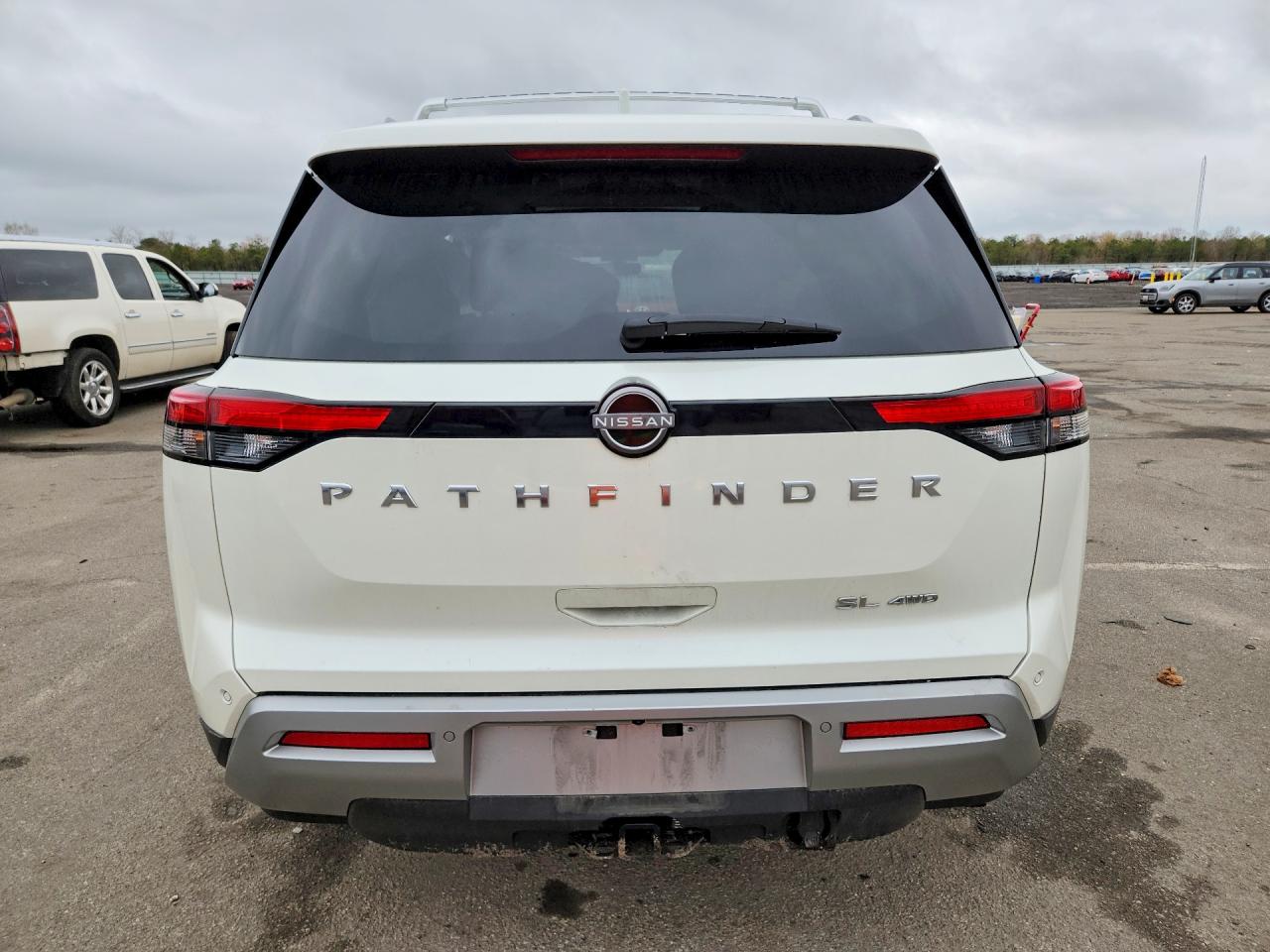 Nissan Pathfinder Sl