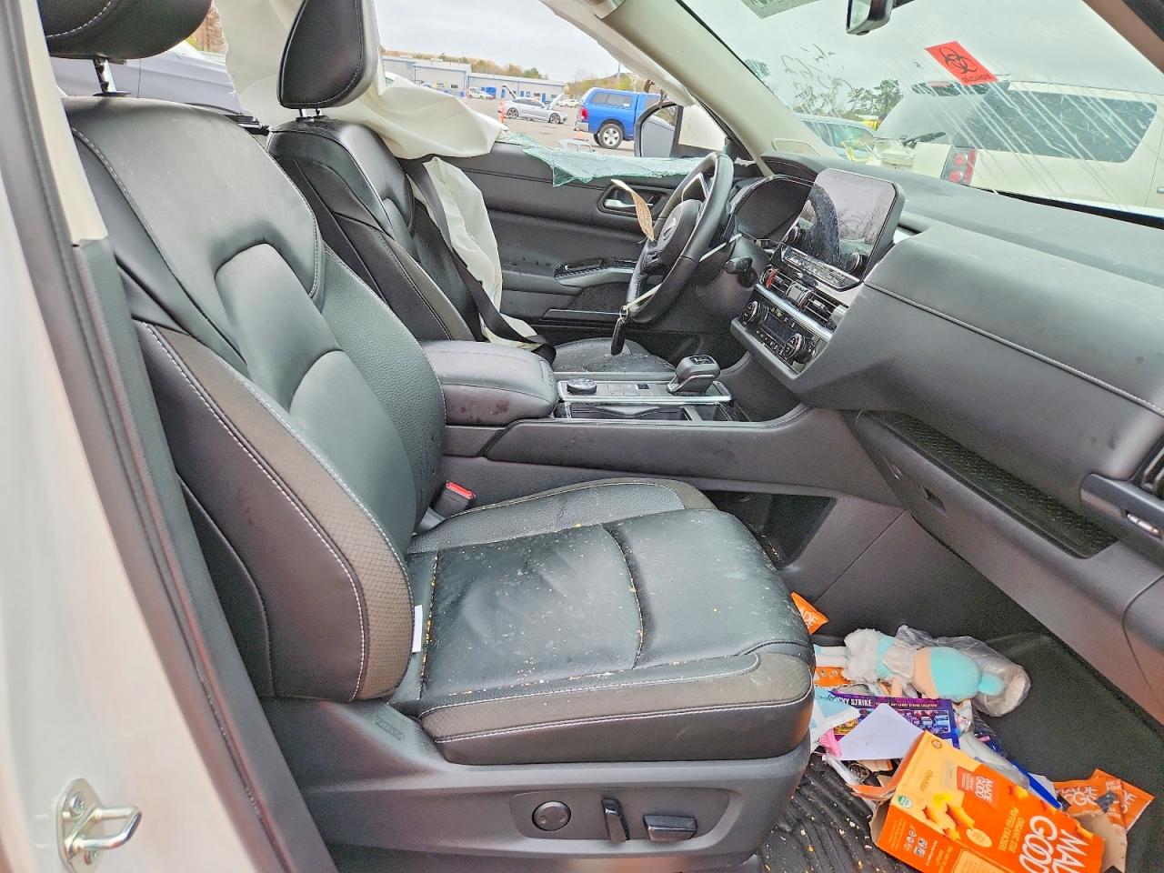 Nissan Pathfinder Sl