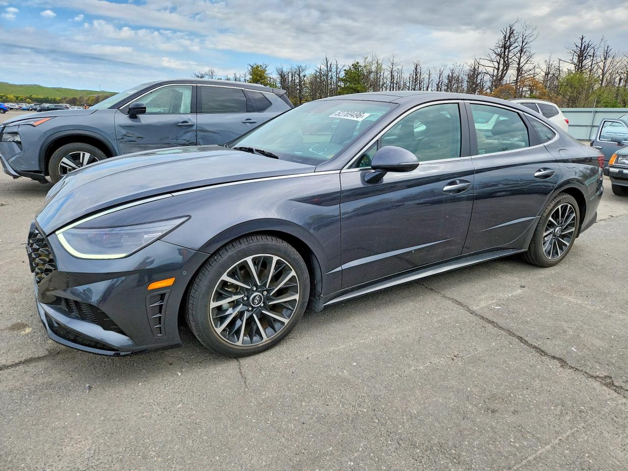 Salvage Hyundai SONATA Image