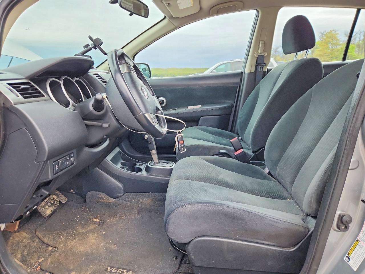 Nissan Versa