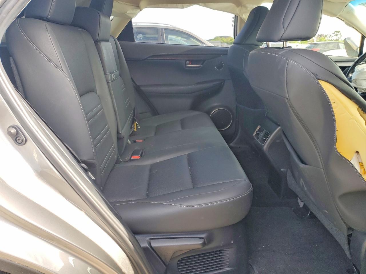 Lexus NX 200t