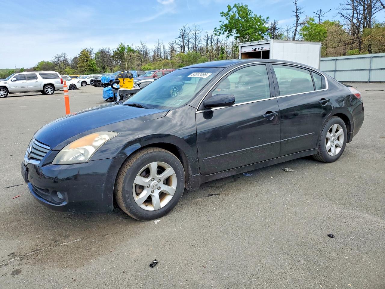 Salvage Nissan Altima Image