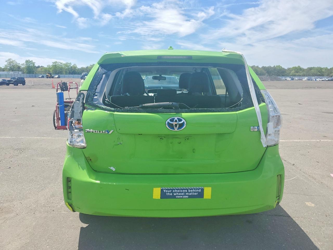 Toyota Prius V